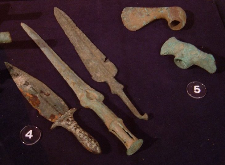  Ancient Sumerian Inventions,  Weapons