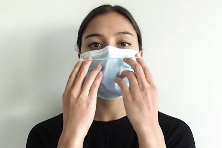 Useful Face Mask Hacks Rubber Bands to Create a Better-Fitting Mask