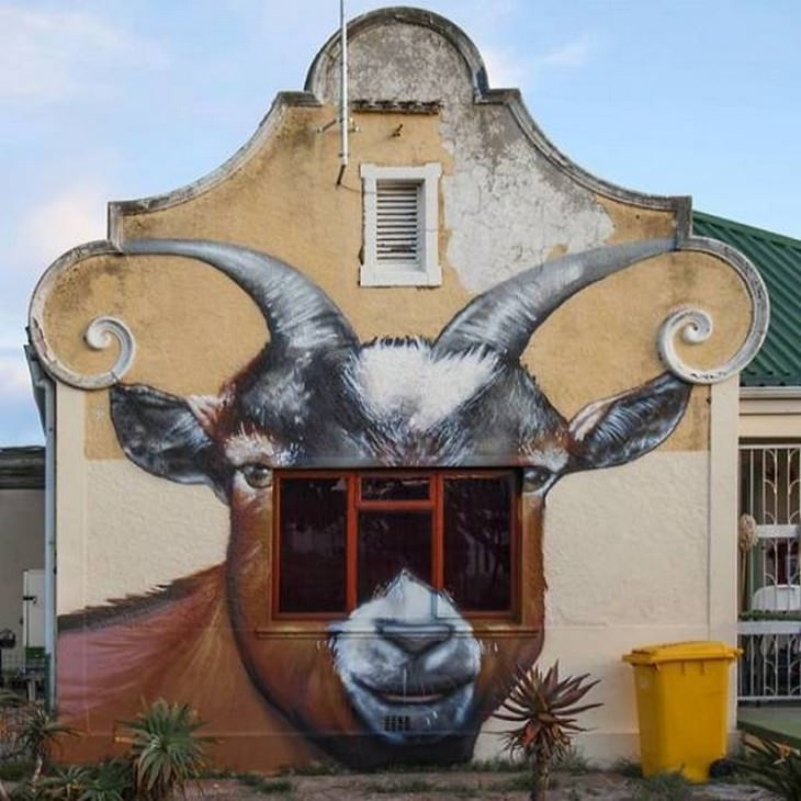 Graffiti Artist Uses Surroundings Brilliantly