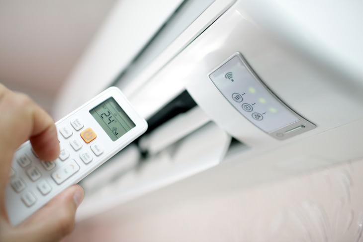 Is AC Increasing the Risk of Catching Coronavirus? air conditioner