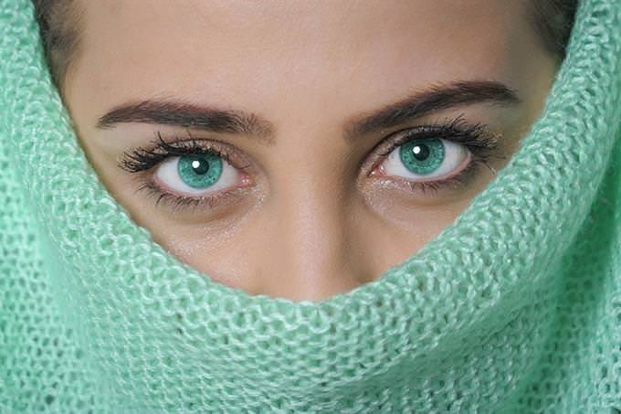 woman with green eyes