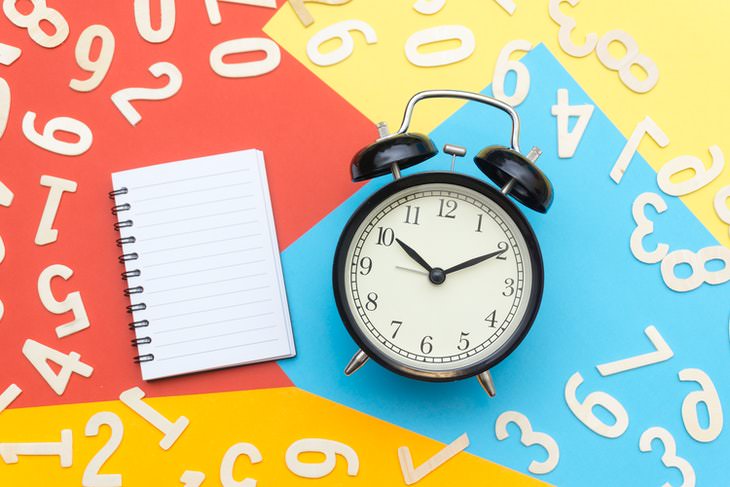 How to Eat Healthy When You’re Stressed clock notepad surrounded by numbers on a colorful background