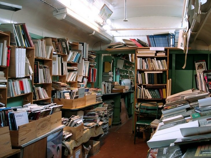  Unusual Bookshops Located in Strange Places La Caverne Aux Livres