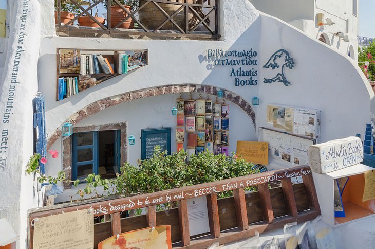  Unusual Bookshops Located in Strange Places Atlantis Books
