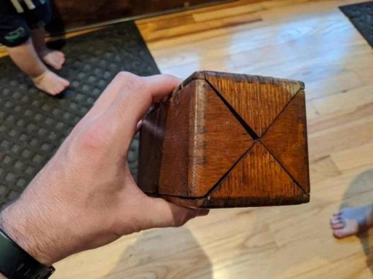 Mysterious Objects, wooden box