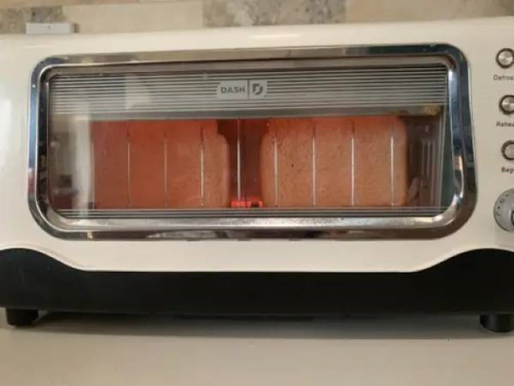 Clever Design Solutions toaster