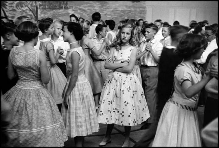 18 Fascinating Historical Photographs School dance, unknown location, 1956