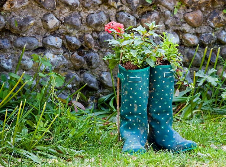 Garden Repurposing Ideas Garden Boots