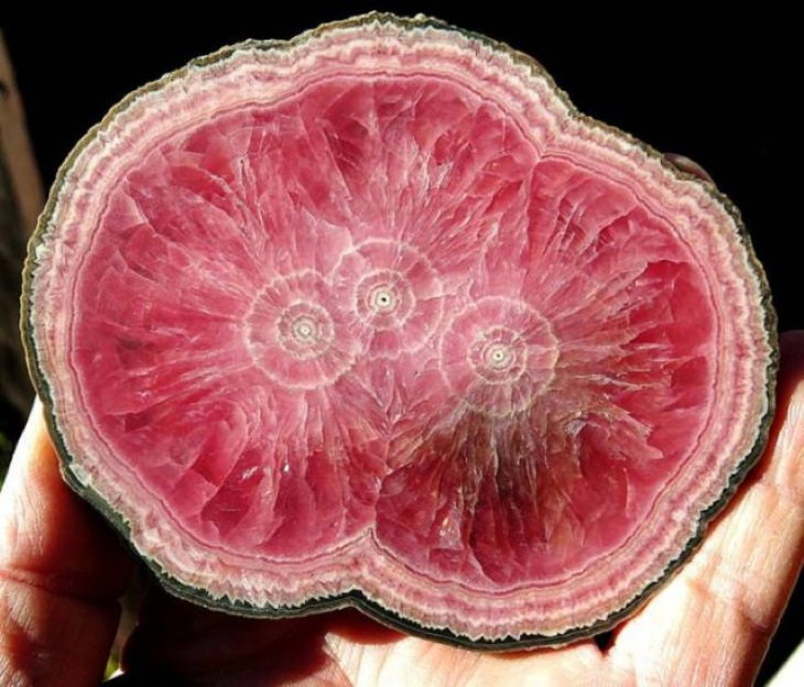 Nature Photos grapefruit Rhodochrosite crystal from Argentina