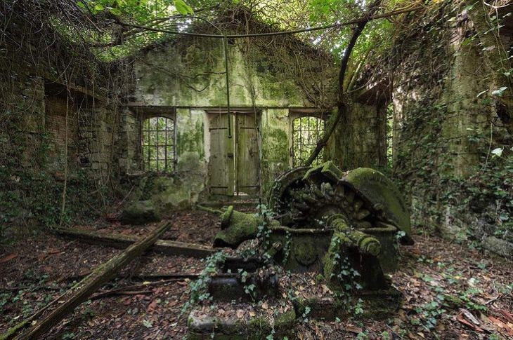 Abandoned European Buildings by Christophe Van De Walle An abandoned power station
