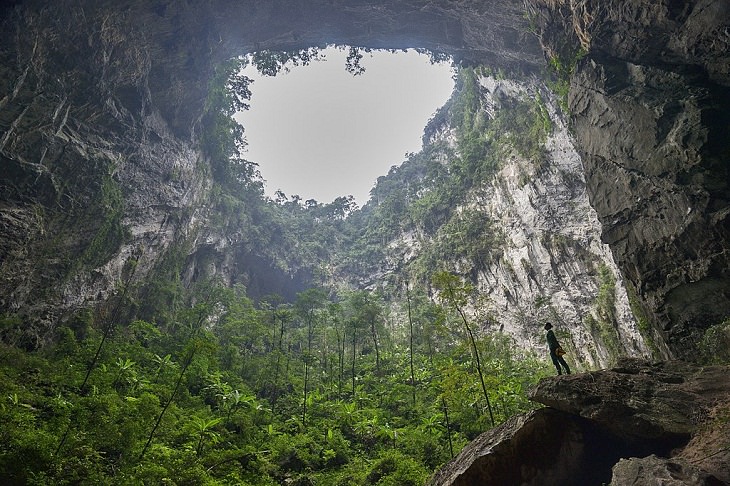 Untouched Destinations on Earth, Son Doong Cave,