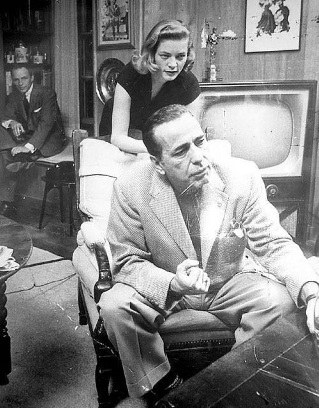 Vintage Photos A miracle Hollywood trio: Frank Sinatra, Lauren Bacall, and Humphrey Bogart