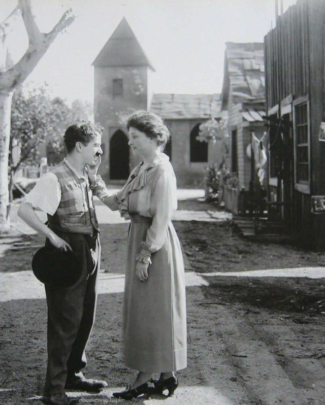 Vintage Photos Charlie Chaplin and Helen Keller (1919)