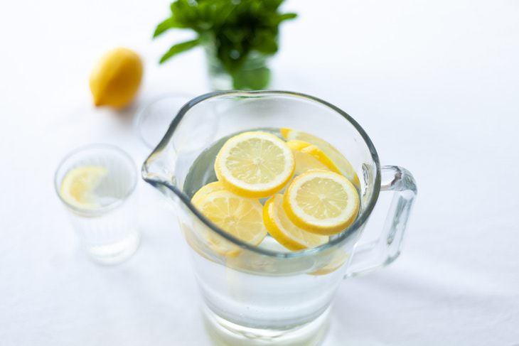 Excess Lemon Water Side Effects, lemon water jug