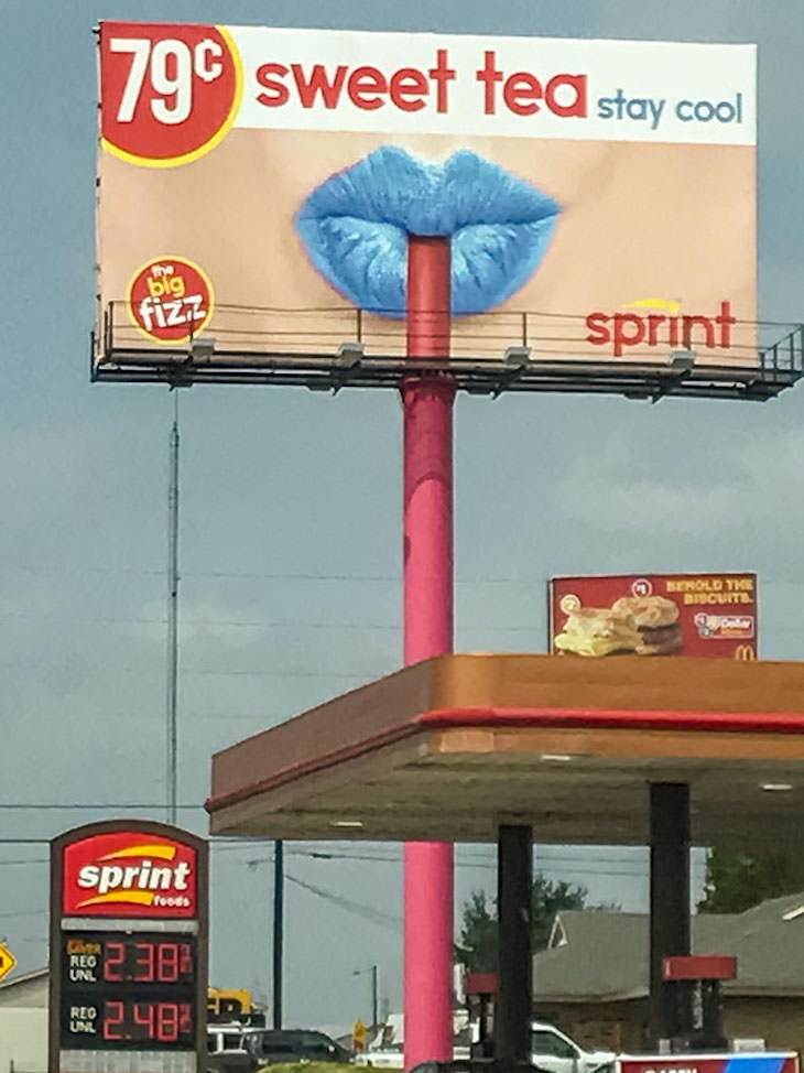  Brilliantly Creative Billboards, using pole as straw