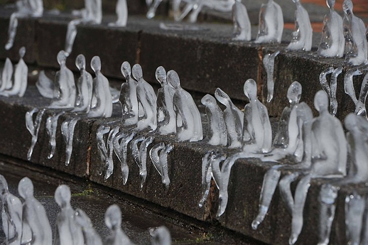 Profound Works of Art, “melting men” installations by Brazilian sculptor Nele Azevedo