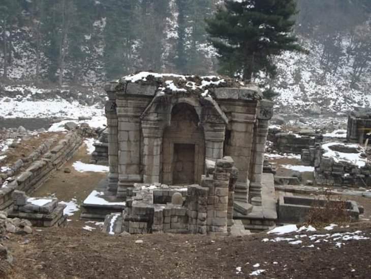 Beautiful Abandoned Structures Reclaimed by Nature, Long abandoned Hindu temple