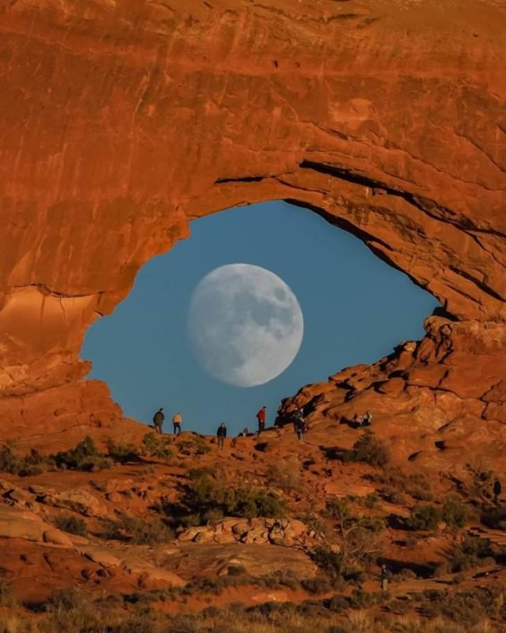 22 Stunning Natural Optical Illusions, super moon
