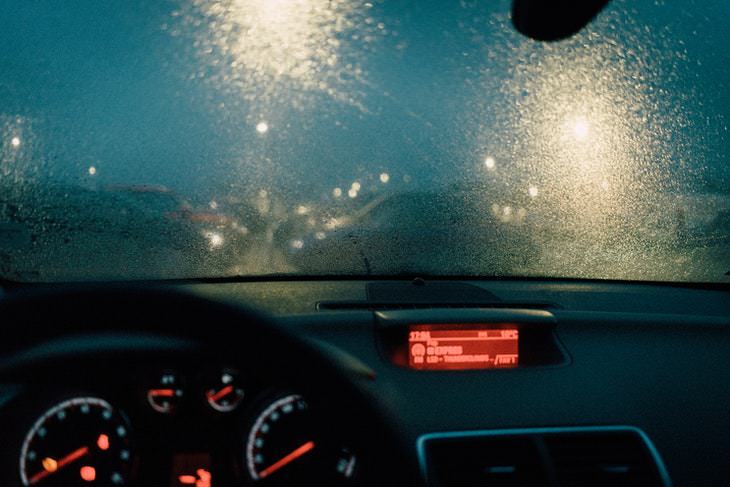 Winter Car Tricks foggy windshield