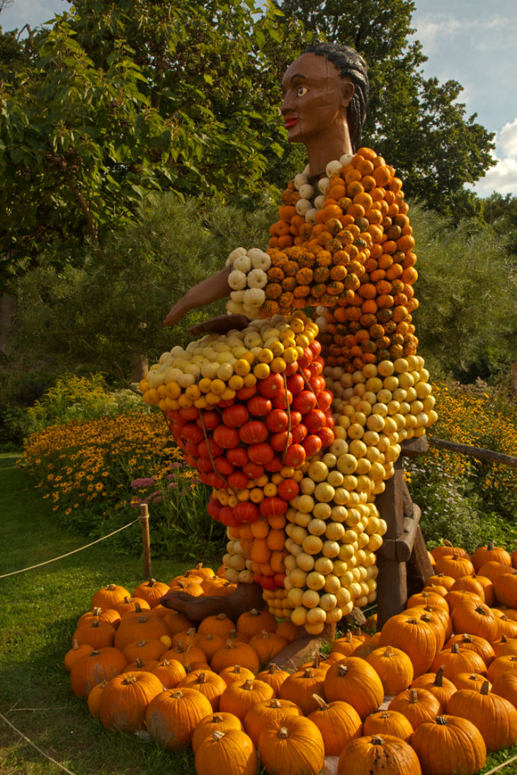 drummer pumpkin installation 