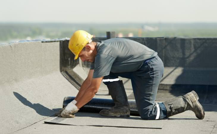 flat roof installing 