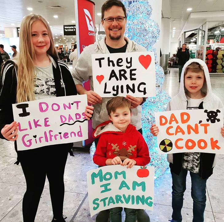 Airport Greeting Signs, dad and kids