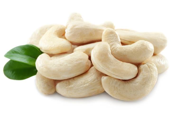  Benefits Of Eating Cashews, 