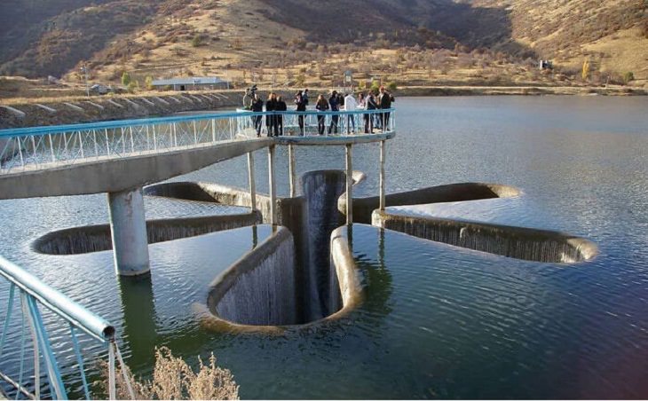 Amazing Infrastructures, Kechut Reservoir,