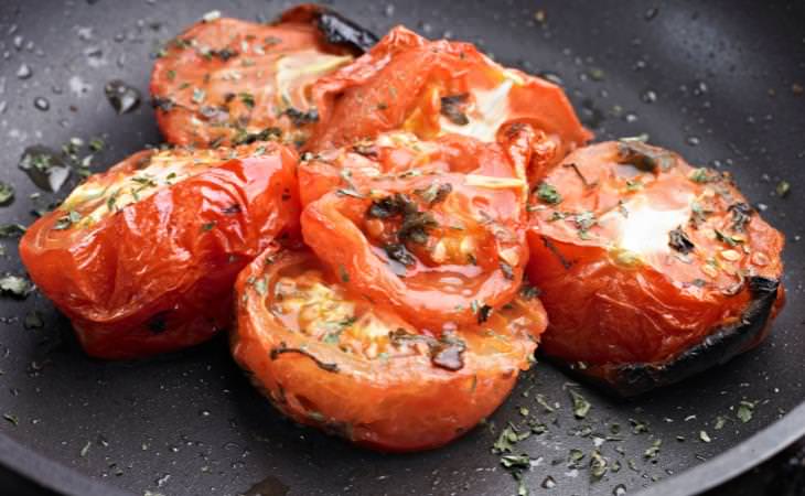grilled tomatoes 