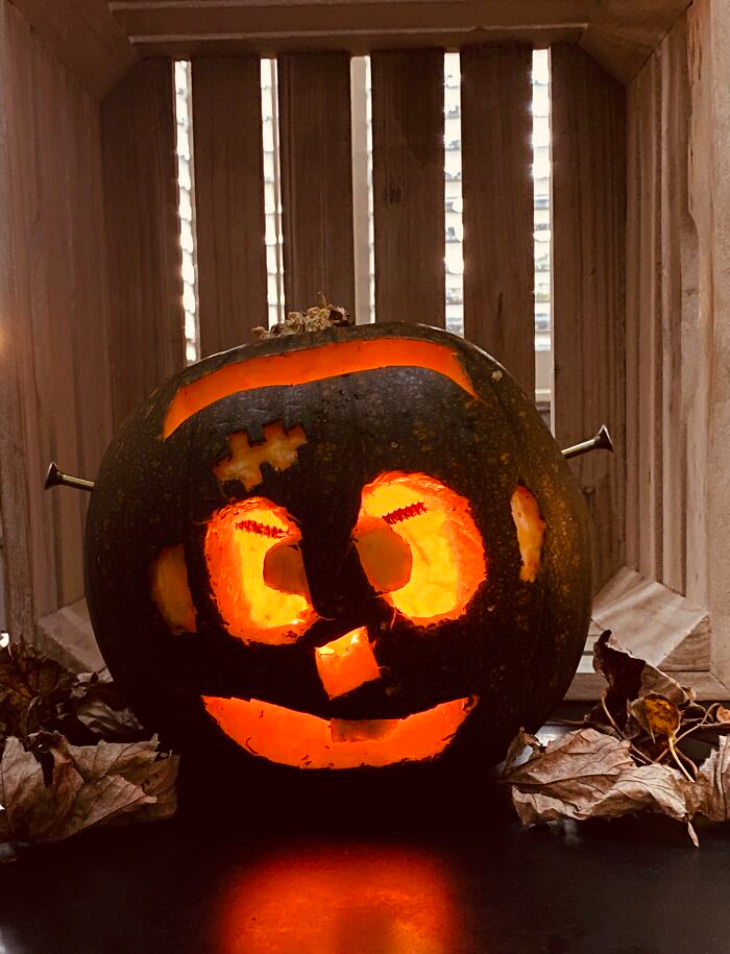 Frankenstein carved pumpkin 