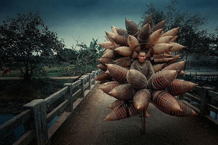 Travel Photos of the Year, Bamboo Basket Seller