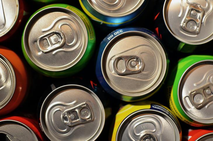 Bad Drinking Habits For Seniors soda cans