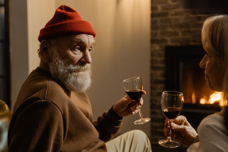 Bad Drinking Habits For Seniors seniors drinking wine on the couch