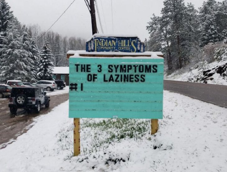 Incredibly Lazy People, sign funny