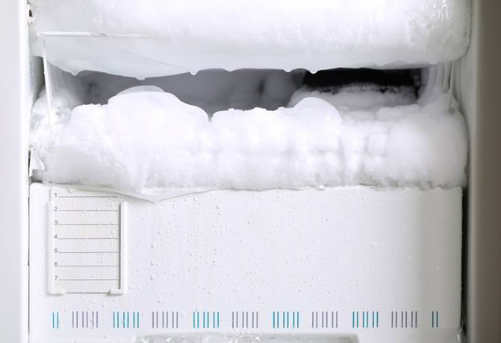Avoid Freezer Frost, frozen freezer