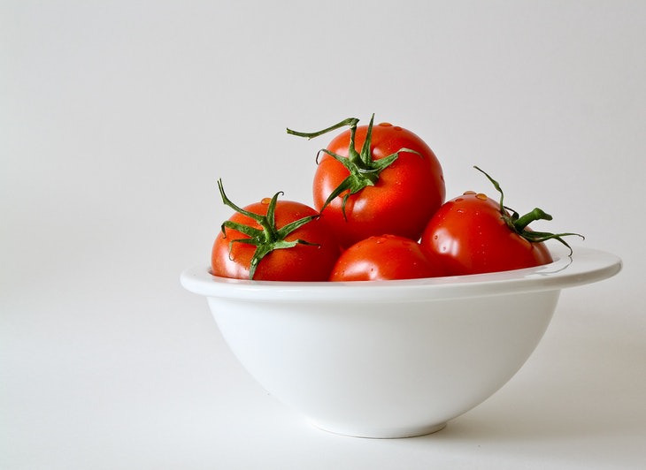 Tomato Stain Removal bowl of tomatoes