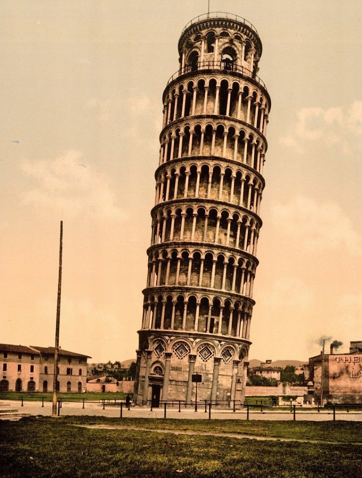 Facts About the Leaning Tower of Pisa, old photo