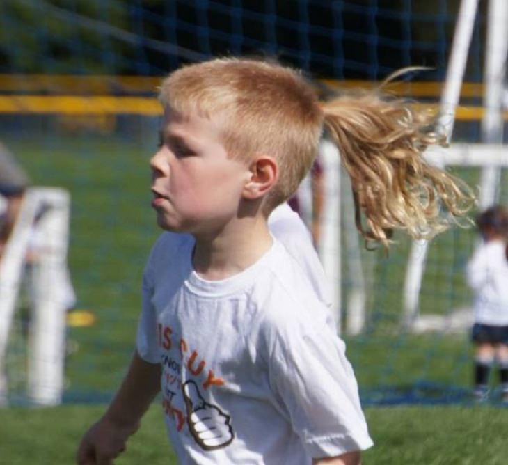 Perfectly Captured Moments, ponytail