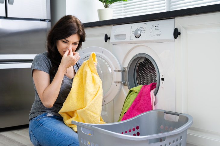 Laundry Hacks smelly clothes and washing machine