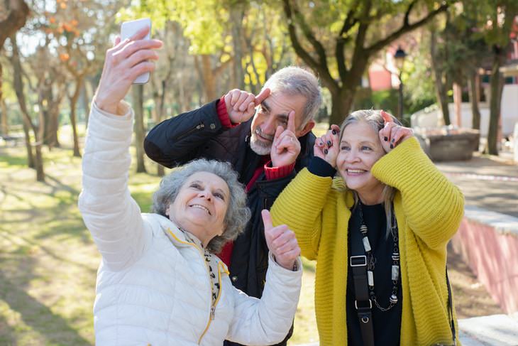 Longevity selfie