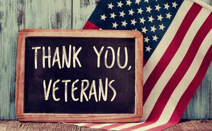 thank you veterans sign with USA flag