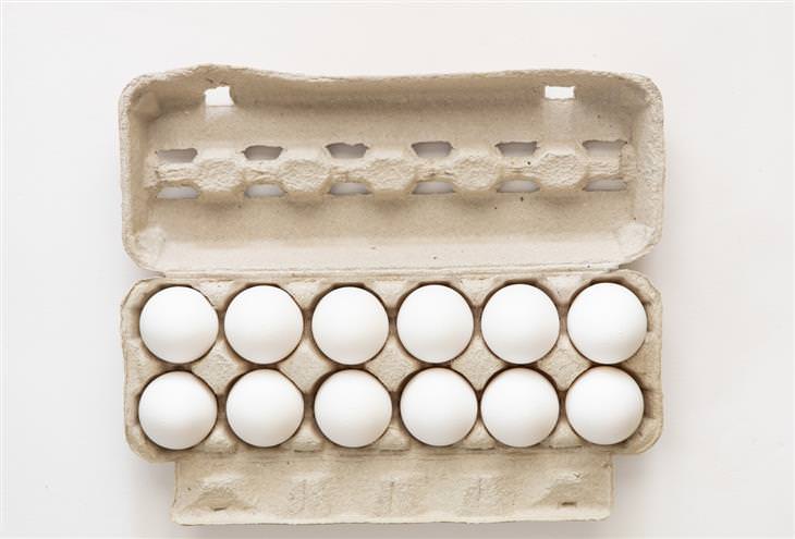 Eggs Storage and Expiration carton of eggs