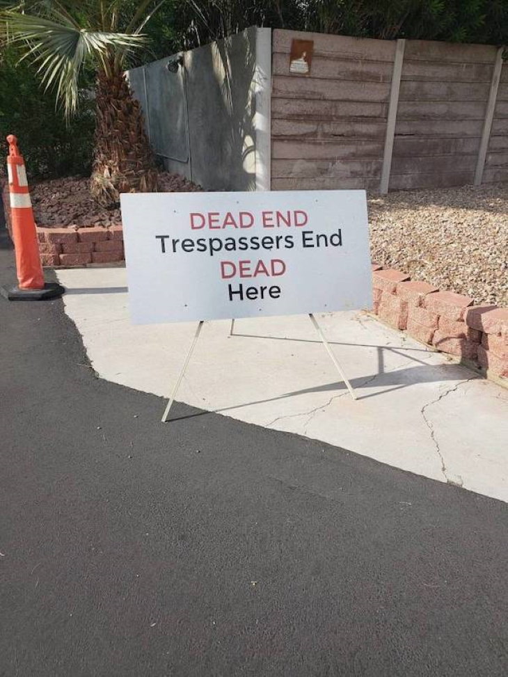 Funny Signs dead end
