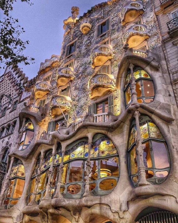 Breathtaking Structures, Casa Batlo, Barcelona, Spain