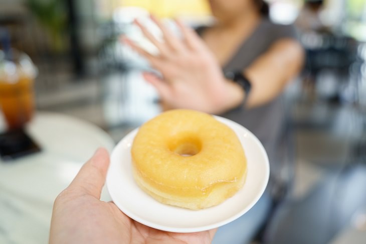 Tricks to Say No to Food Pushers, donuts, no