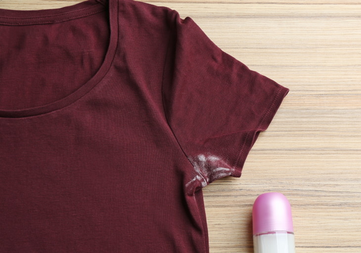 Remove Salt Stains clothing