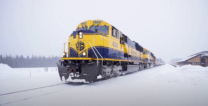 Winter Train Rides, Alaska Railroad’s Aurora Winter Train