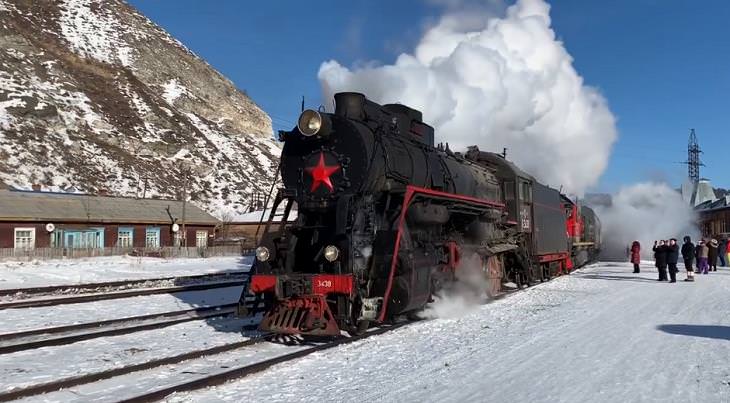 Winter Train Rides, Trans-Siberian Winter Wonderland