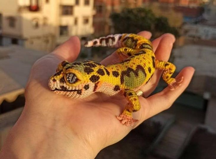 Unique Artworks, crochet leopard gecko