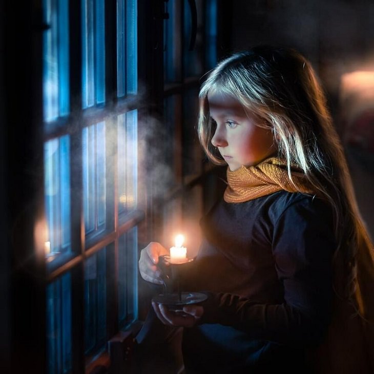 Beauty of Childhood, winter, candle